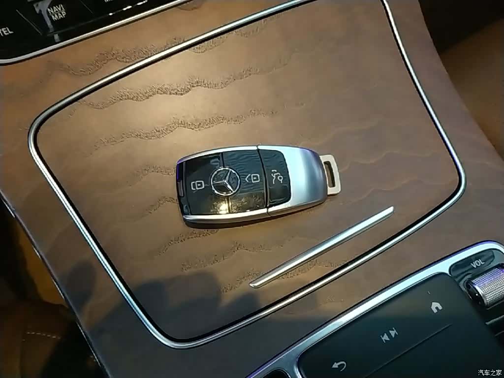 Mercedes-Benz E-Class, 2023 9