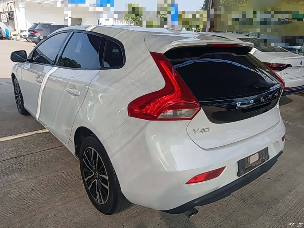 Volvo V40, 2018 все фото