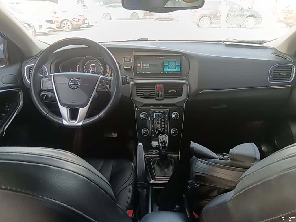 Volvo V40, 2018 10