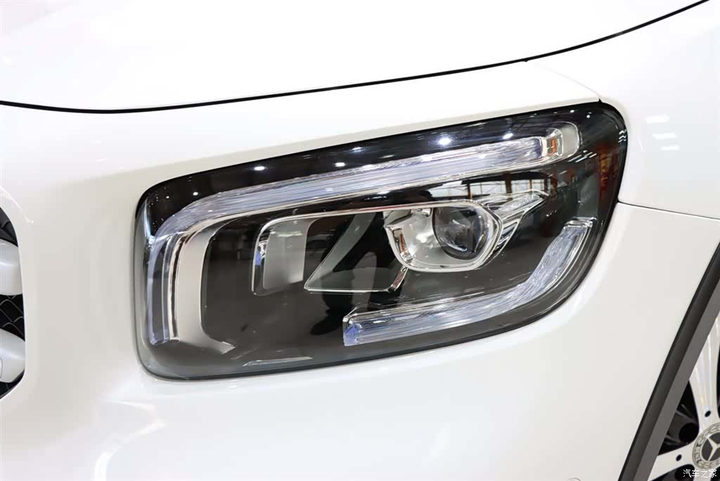 Mercedes-Benz GLB, 2022 19