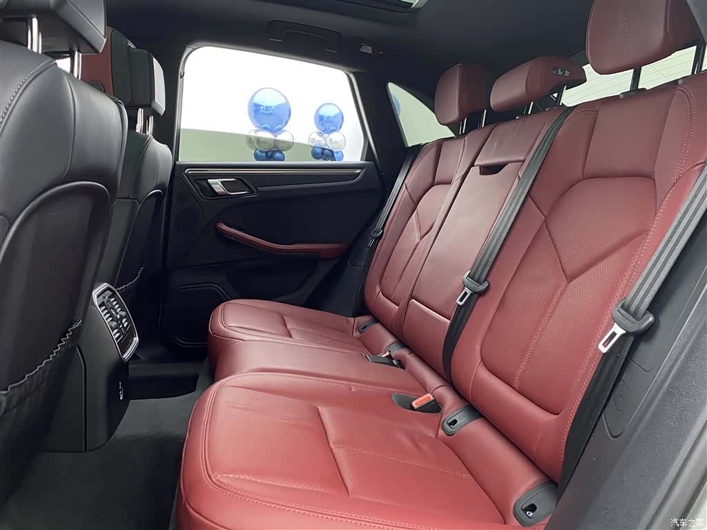 Porsche Macan, 2023 8