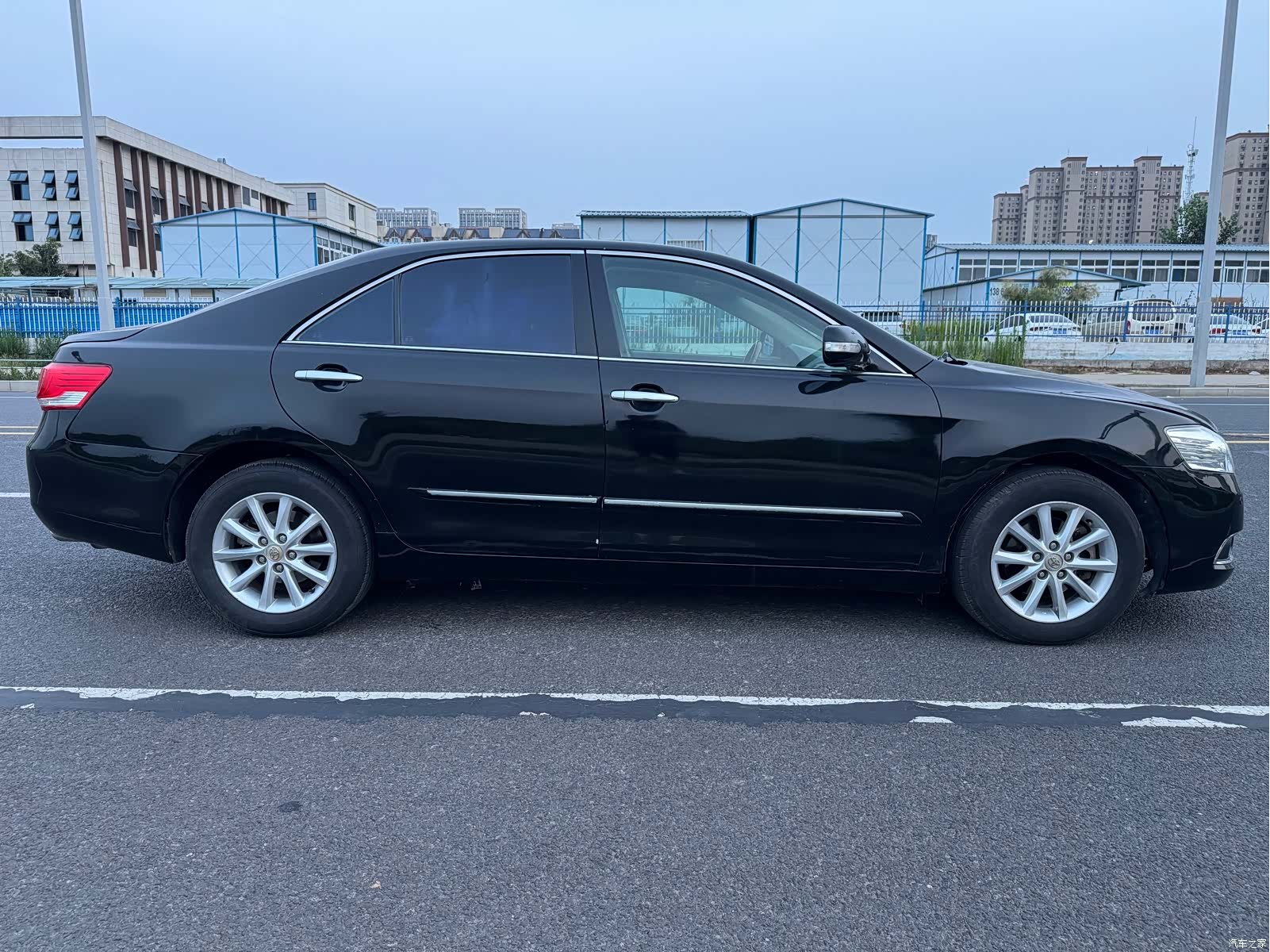 Toyota Camry, 2011 4