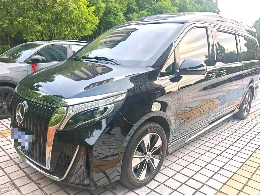 Mercedes-Benz V-Class