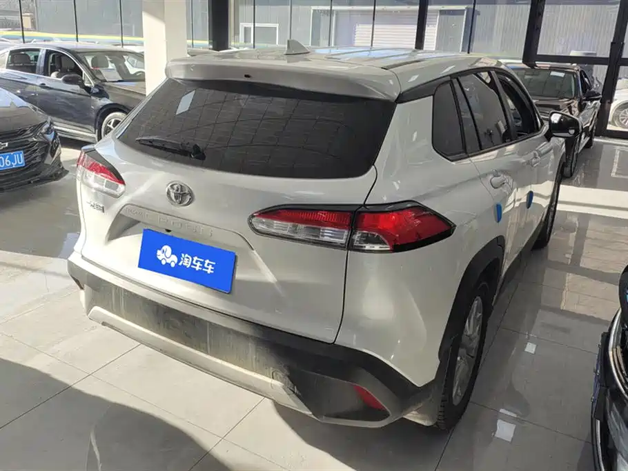 Toyota Corolla Sharp amplifier