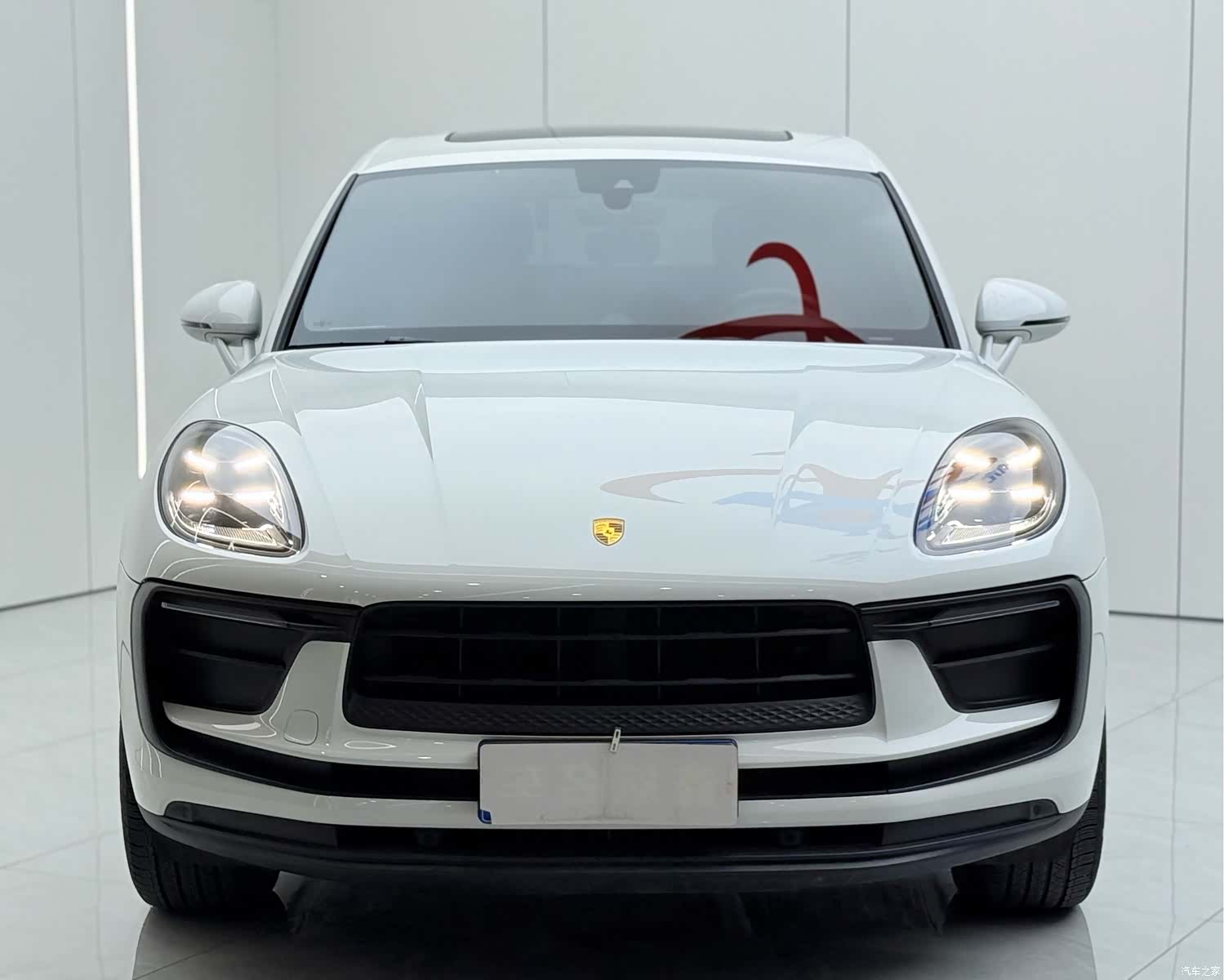 Porsche Macan, 2023 3