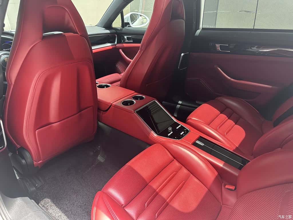 Porsche Panamera, 2018 12
