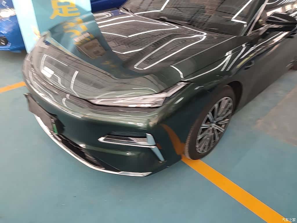 Geely 8, 2025 24