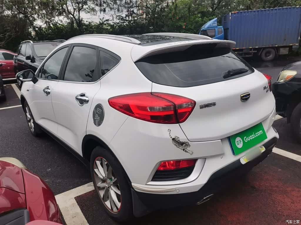 Geely Emgrand, 2017 все фото