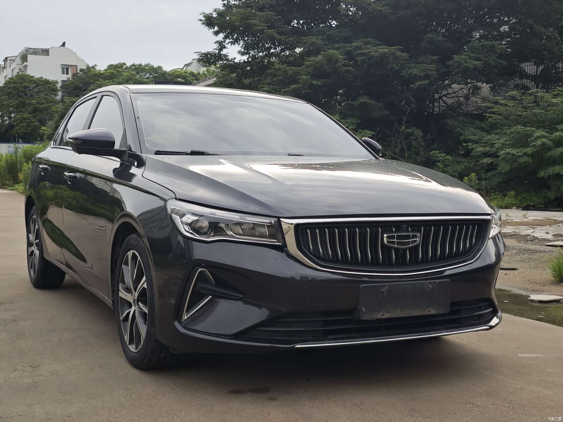 Geely Emgrand, 2022 3