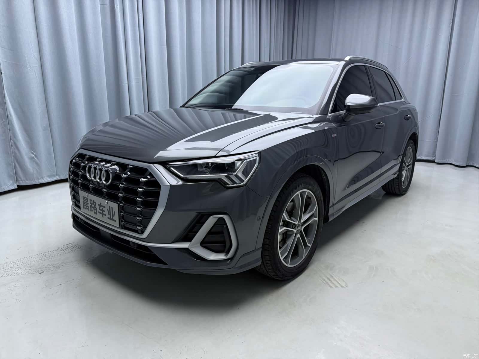 Audi Q3, 2022 1