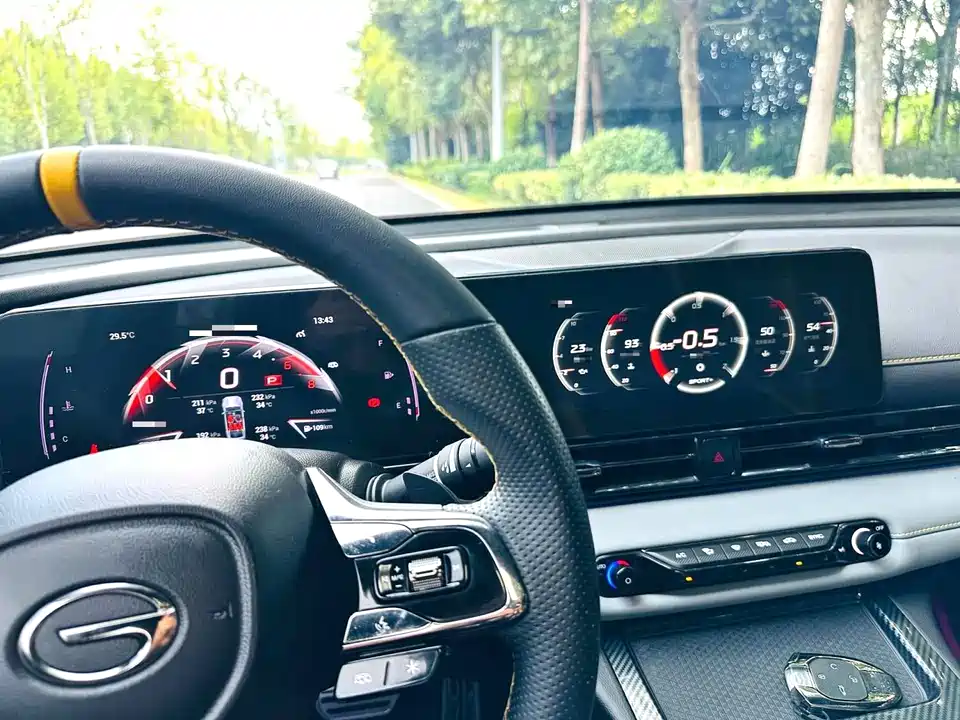 Trumpchi Shadow Leopard