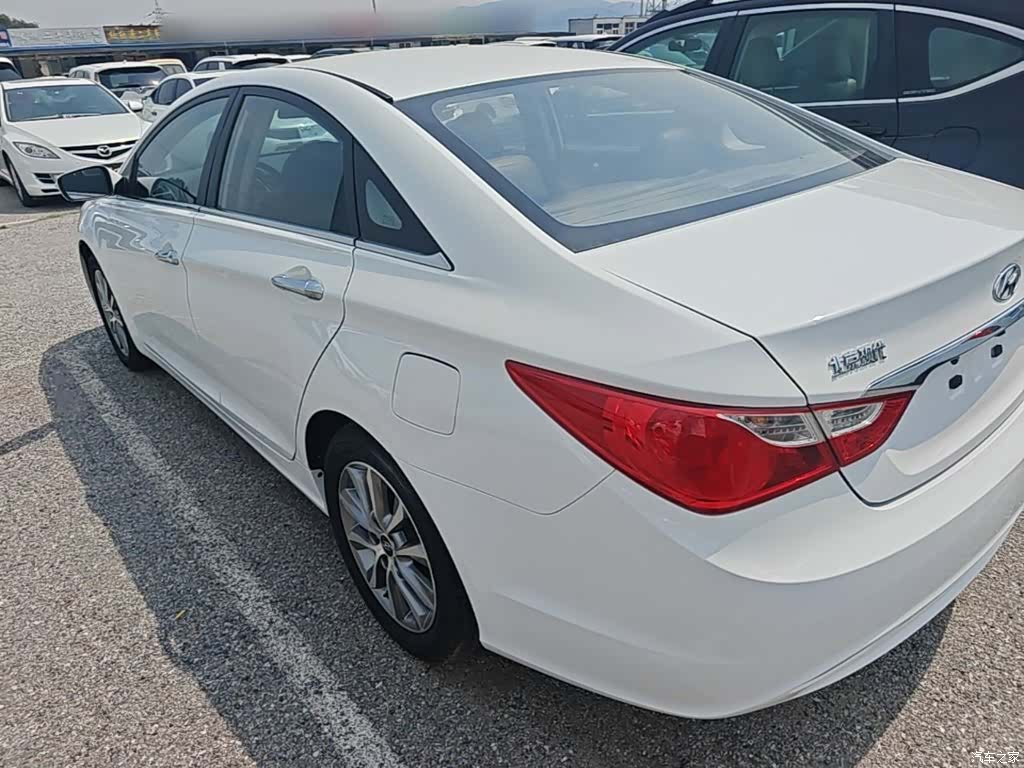 Hyundai Sonata, 2015 все фото