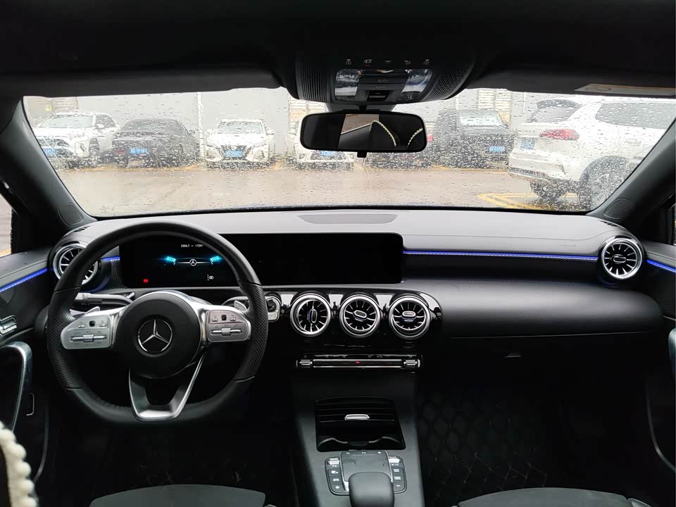 Mercedes-Benz Class A Mercedes-Benz Class A