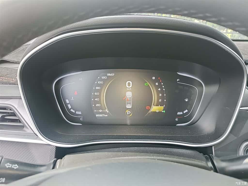 Geely Binray, 2022 12
