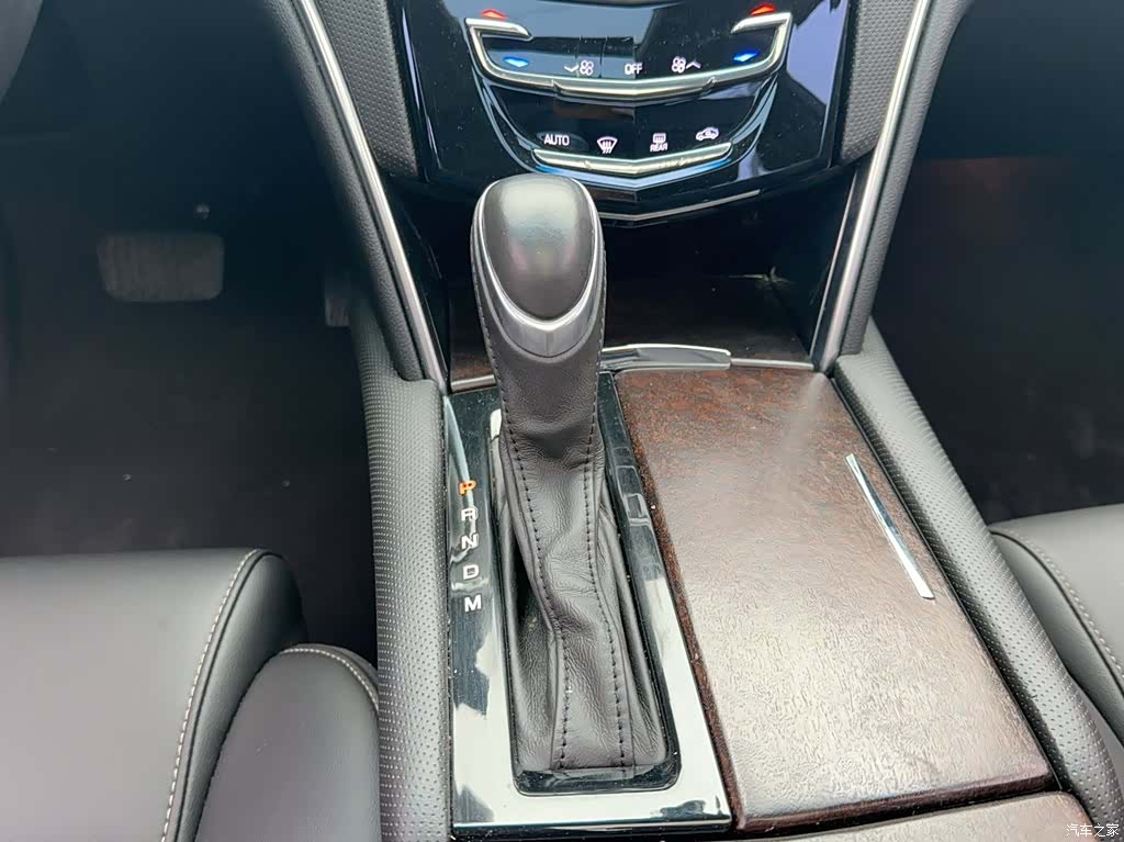 Cadillac XTS, 2019 7