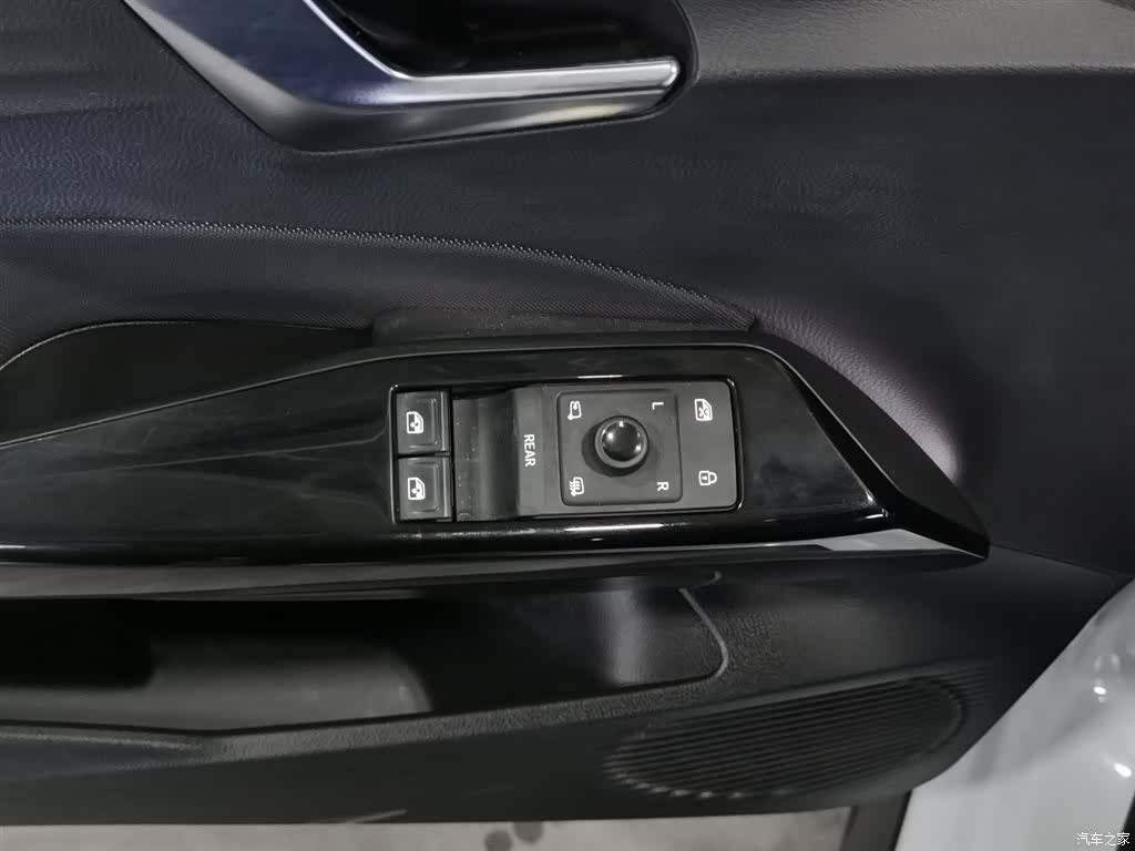 Volkswagen ID.3, 2023 9