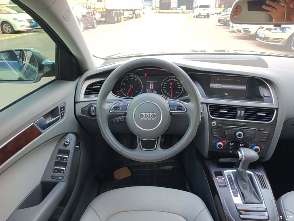 Audi A4L, 2016 11