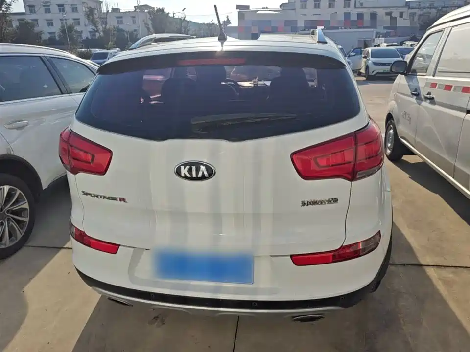 Kia Smart running