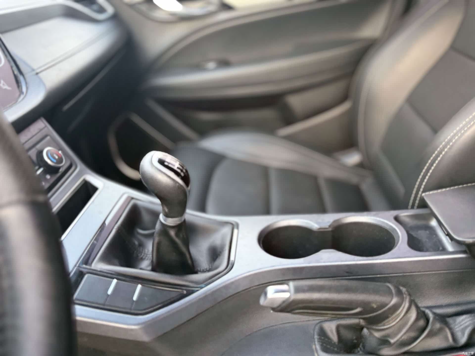 Geely Emgrand, 2019 12