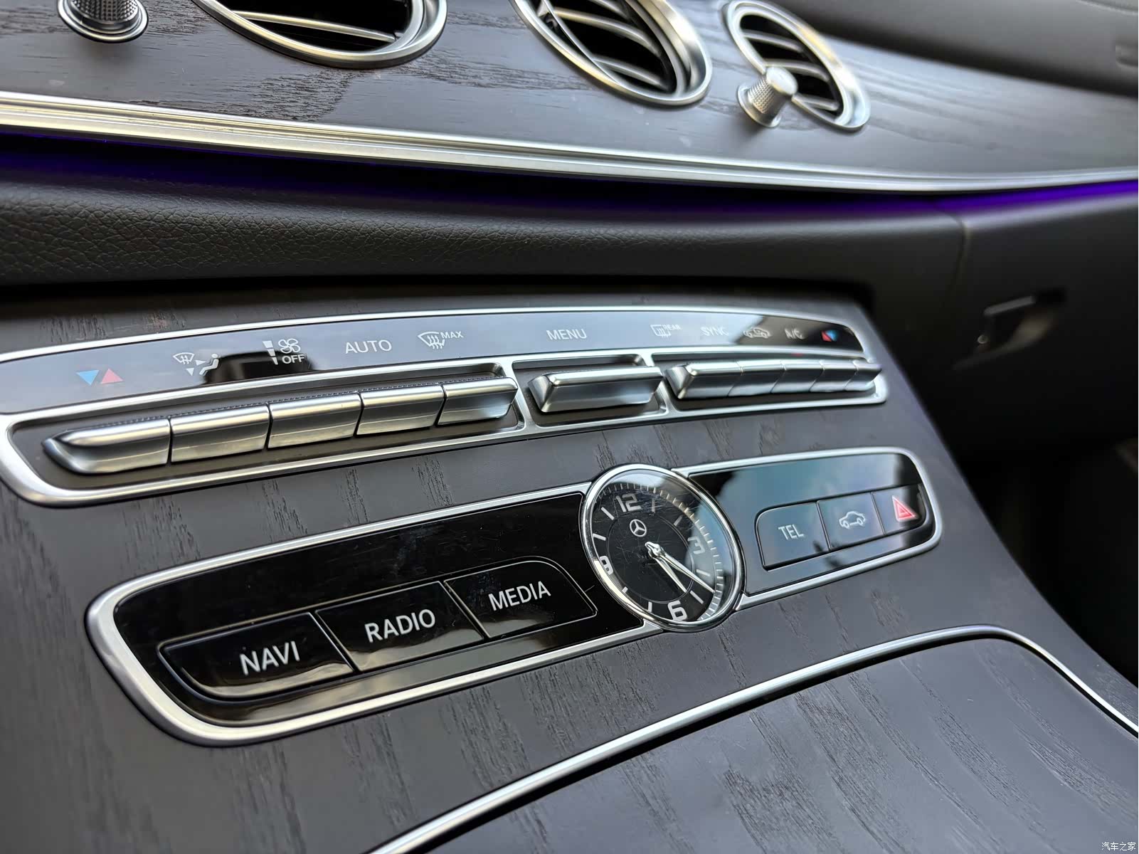 Mercedes-Benz E-Class, 2020 20