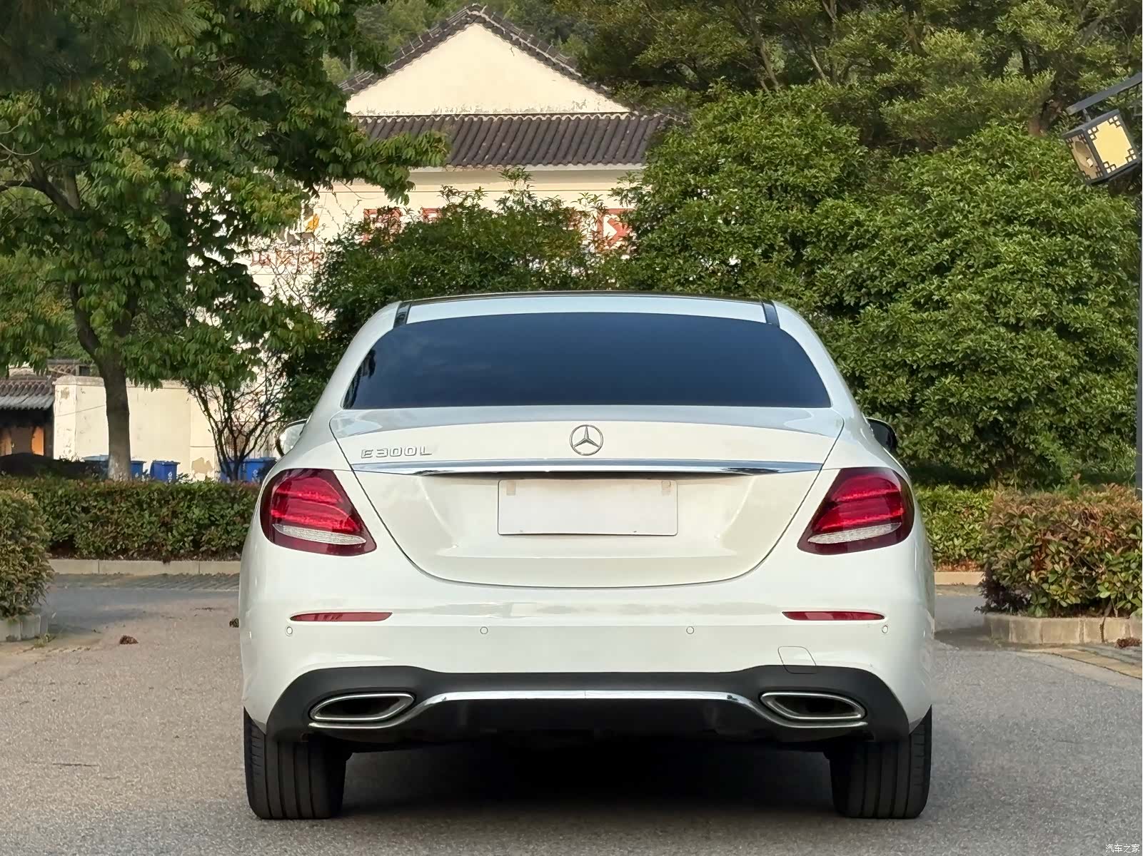 Mercedes-Benz E-Class, 2020 32