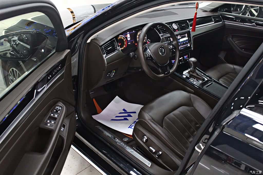 Volkswagen Phideon, 2021 4