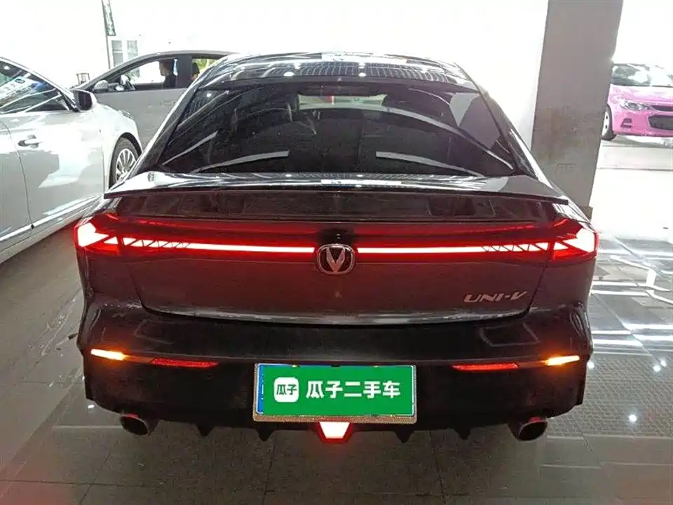 Changan UNI-V