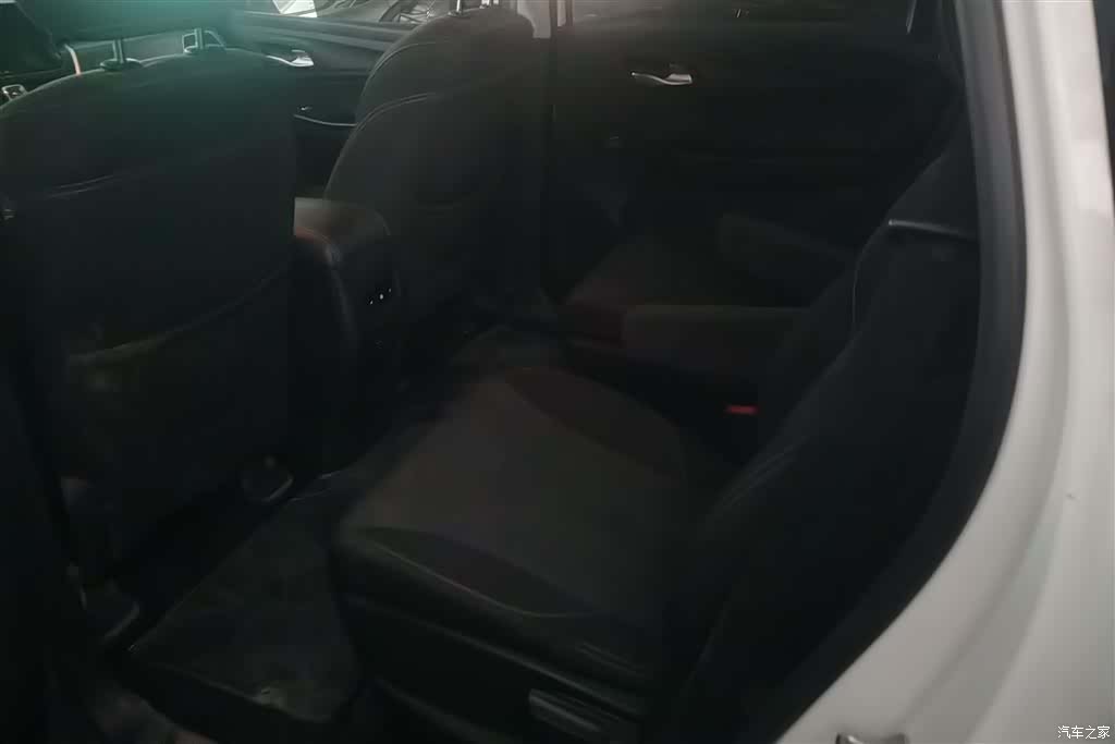 Wuling 730, 2020 11