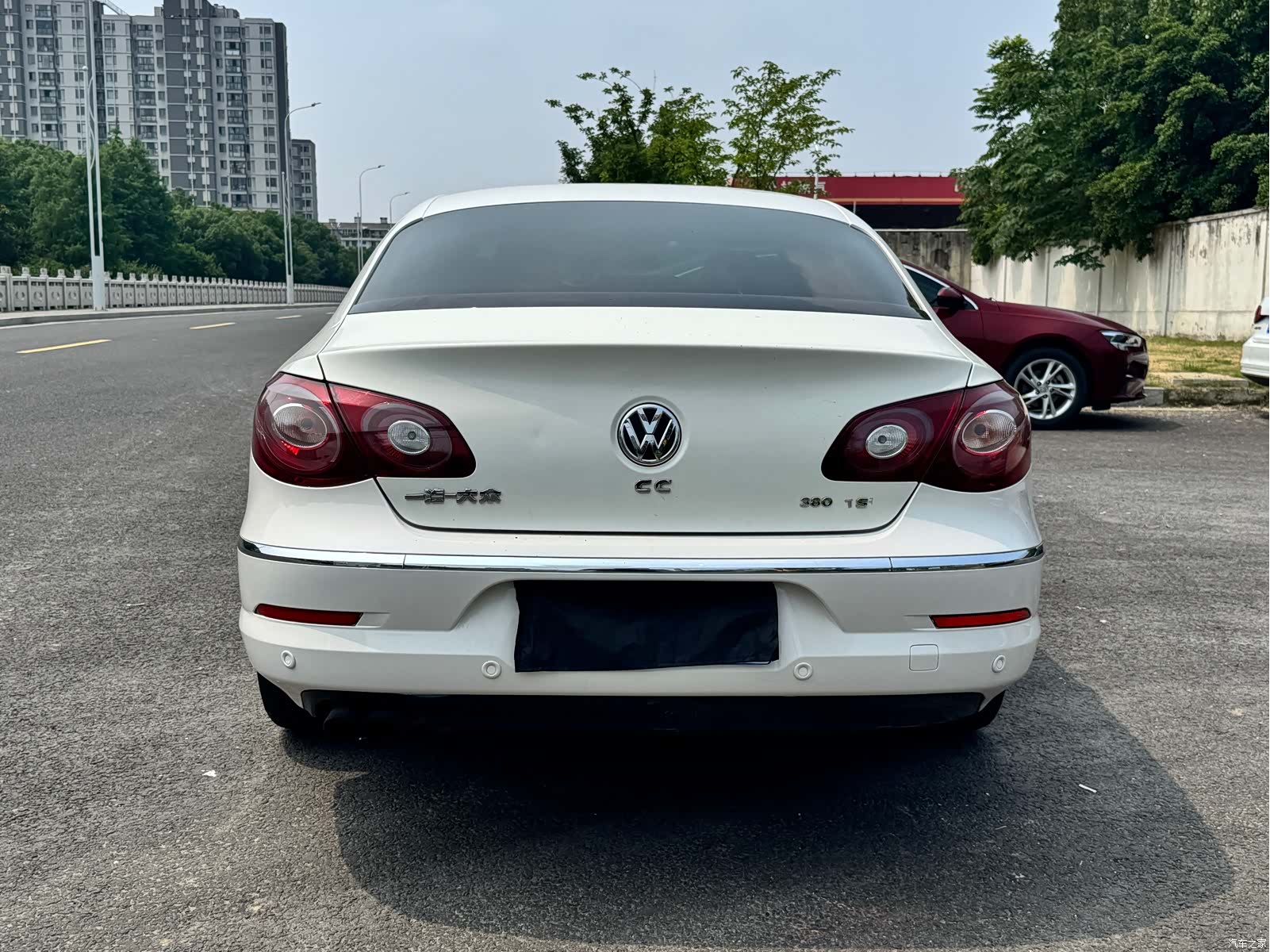 Volkswagen CC, 2011 14