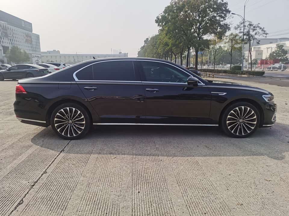 Volkswagen Huiang