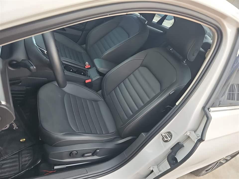 Volkswagen Lingdu