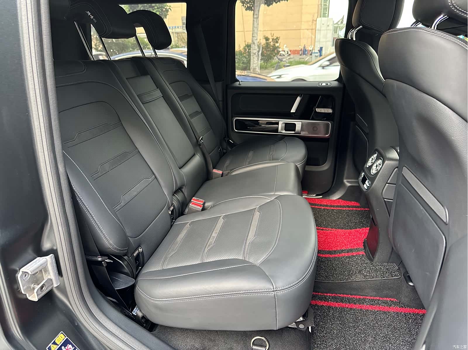 Mercedes-Benz G-Class, 2022 11