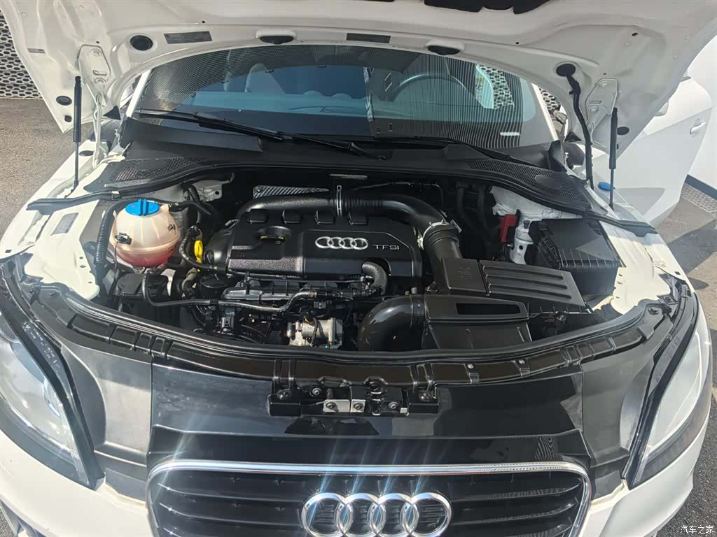Audi TT, 2015 14