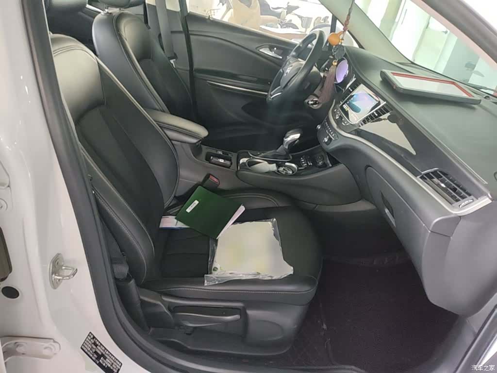 Buick Verano, 2021 25