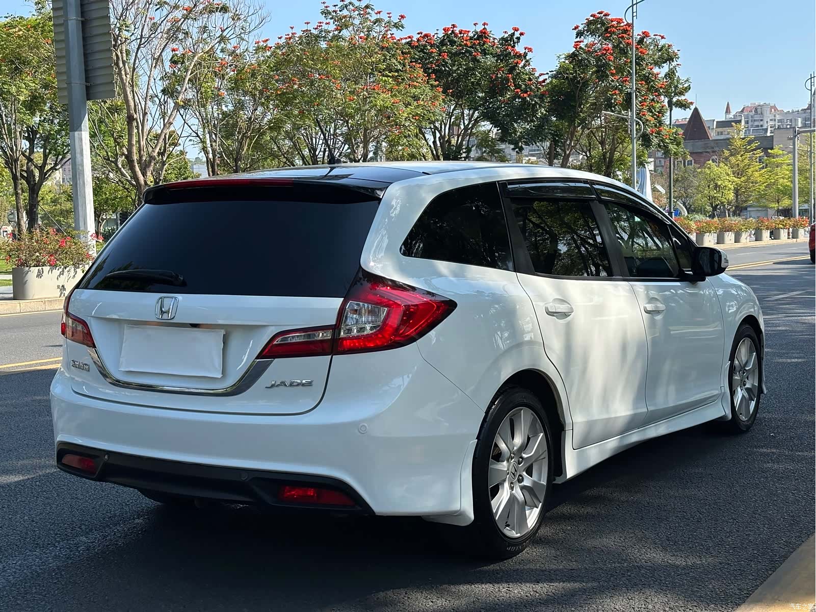 Honda Jade, 2014 6