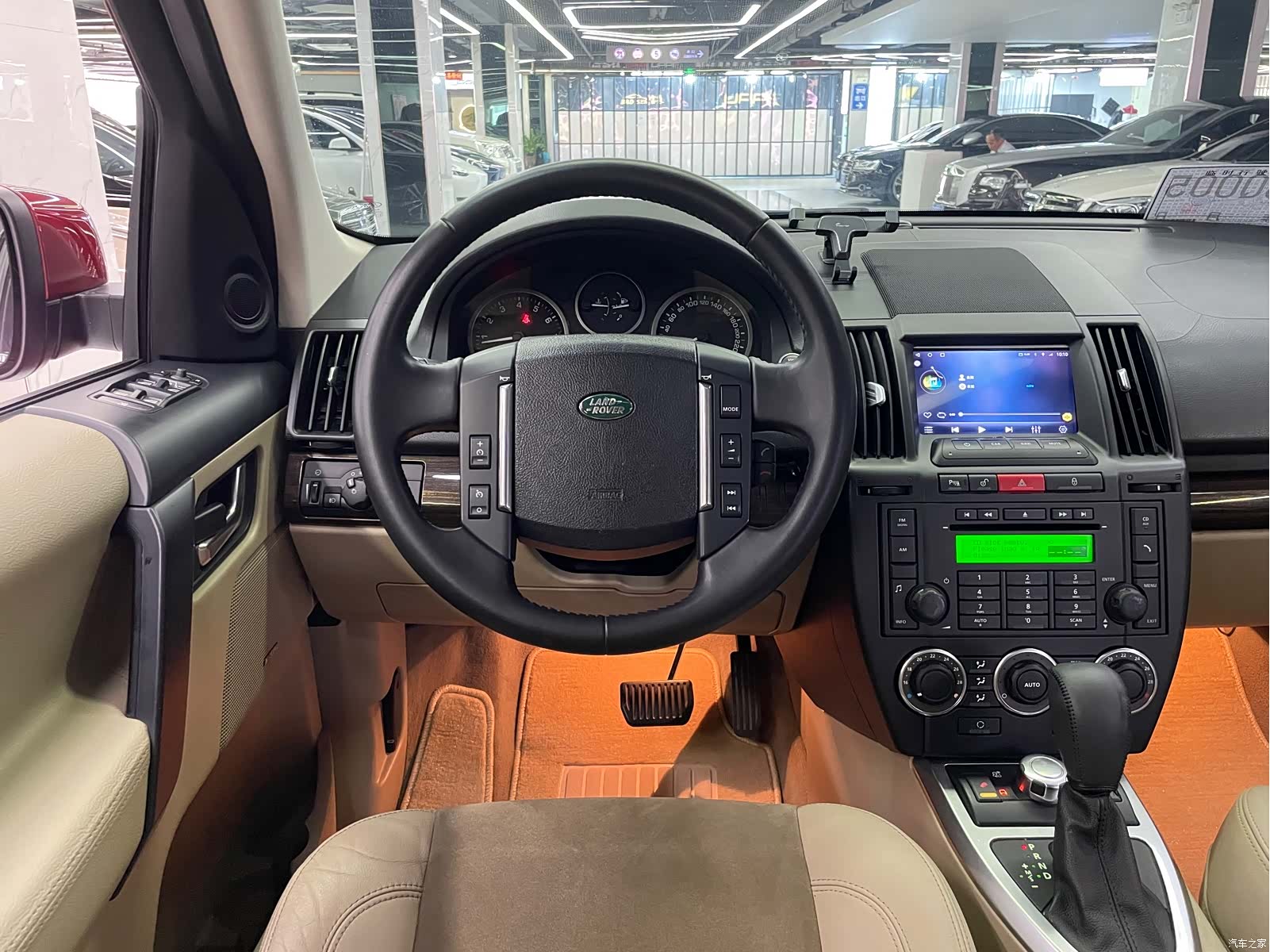 Land Rover 2, 2011 22
