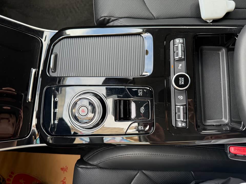 Kia K5 Kia K5