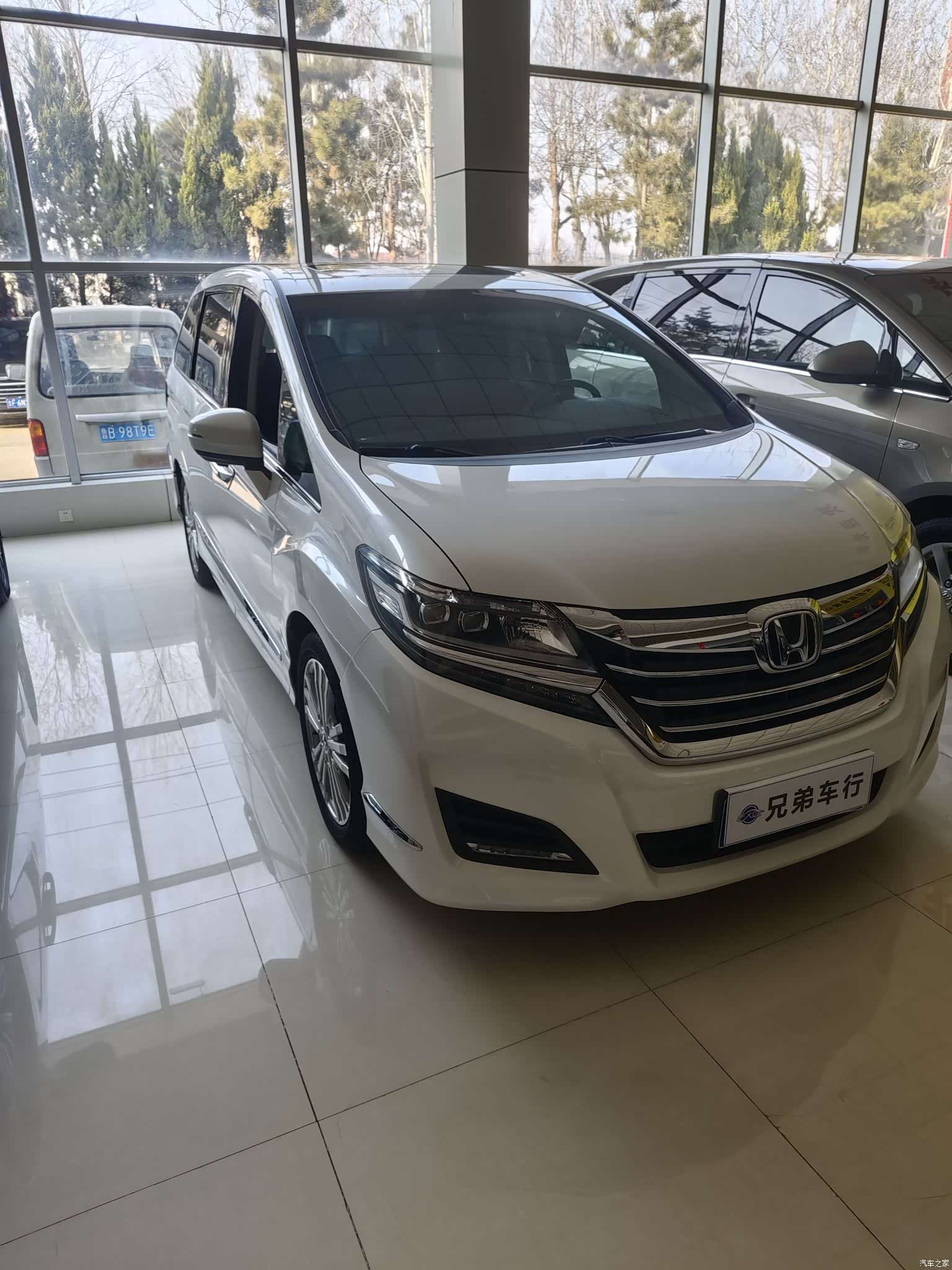 Honda Elysion, 2018 3