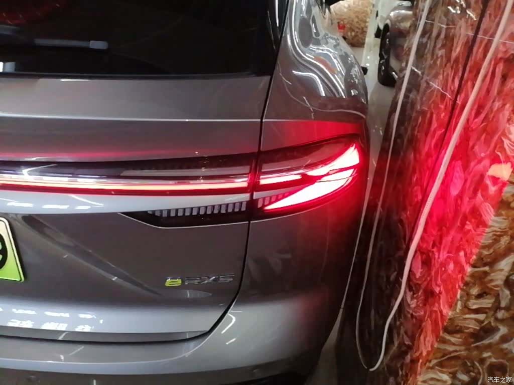 Roewe RX5, 2025 8
