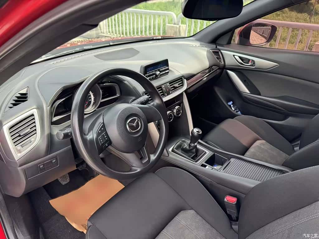 Mazda CX-4, 2017 13