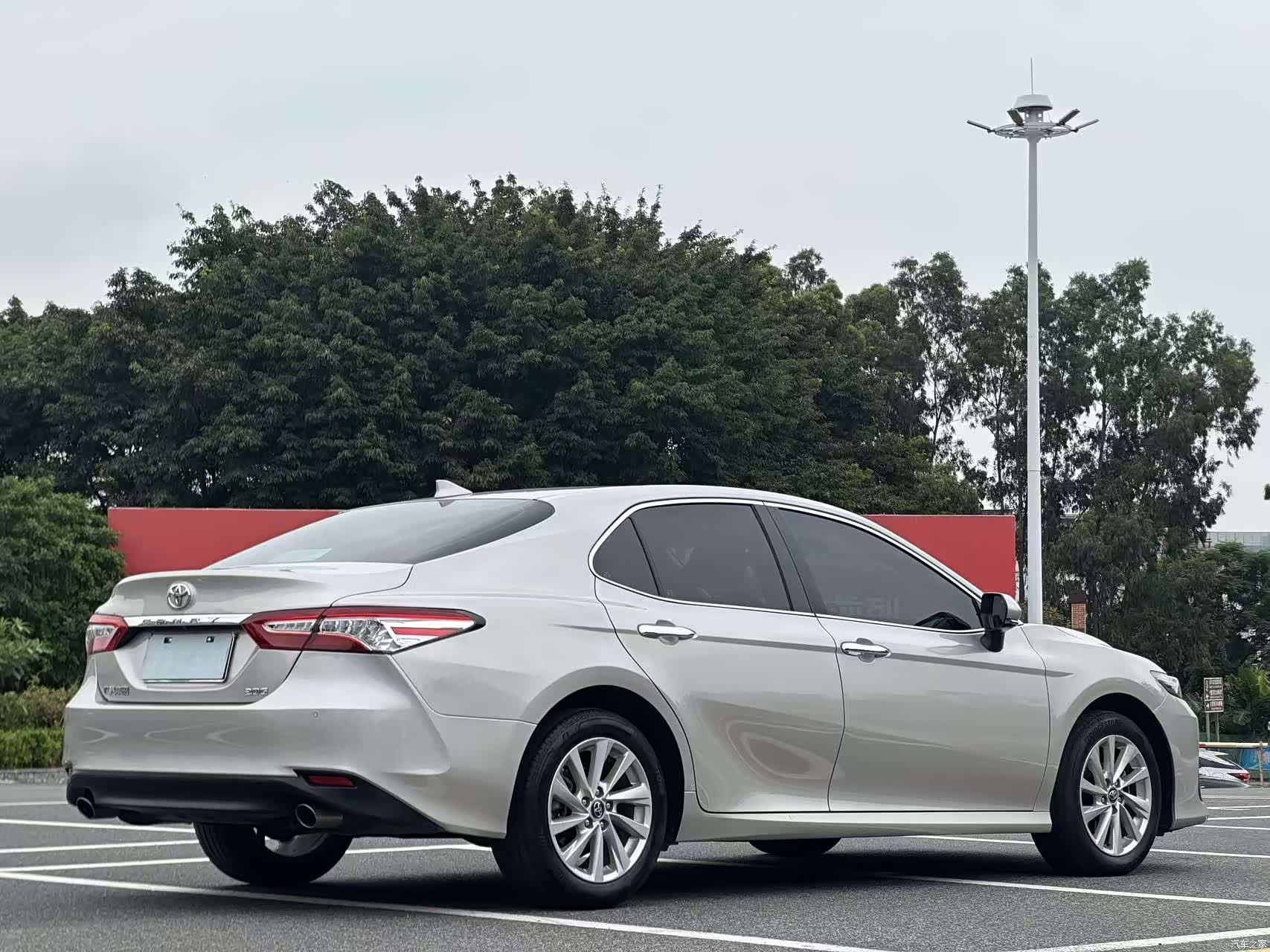 Toyota Camry, 2021 14