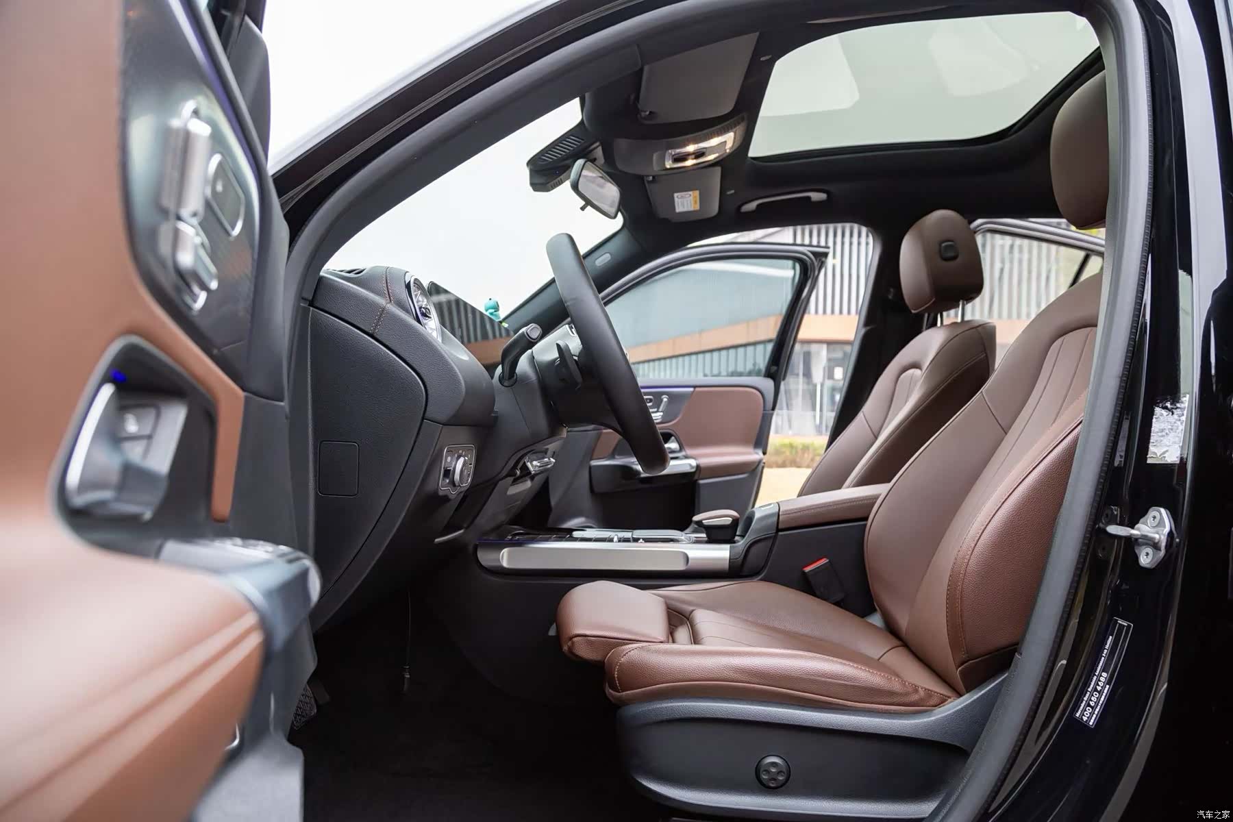 Mercedes-Benz GLB, 2022 3