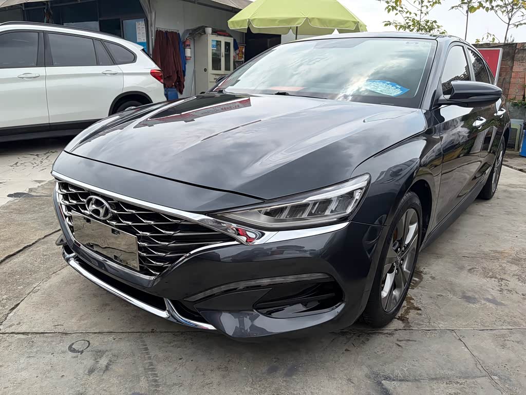 Hyundai Lafesta