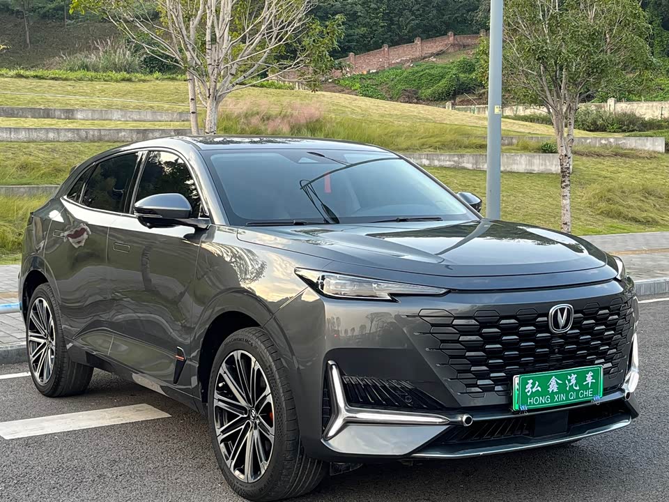 Changan UNI-K Smart iDD