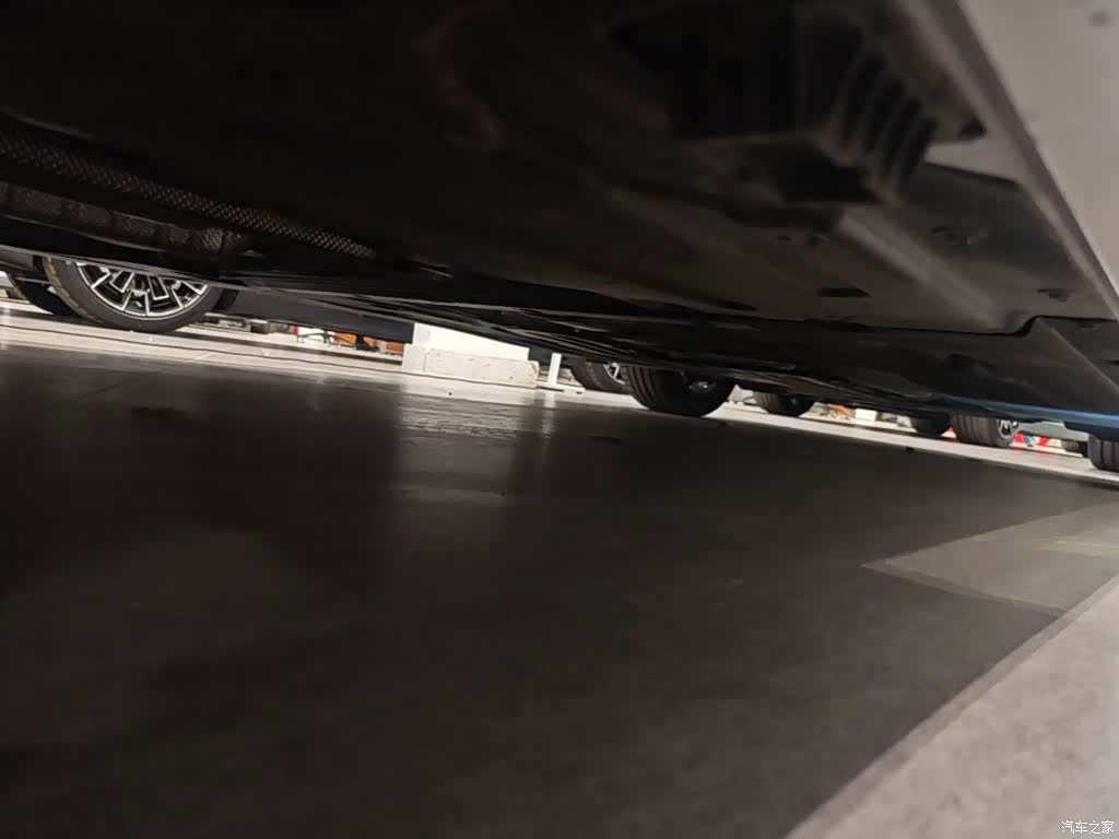 BMW 3 Series, 2025 4