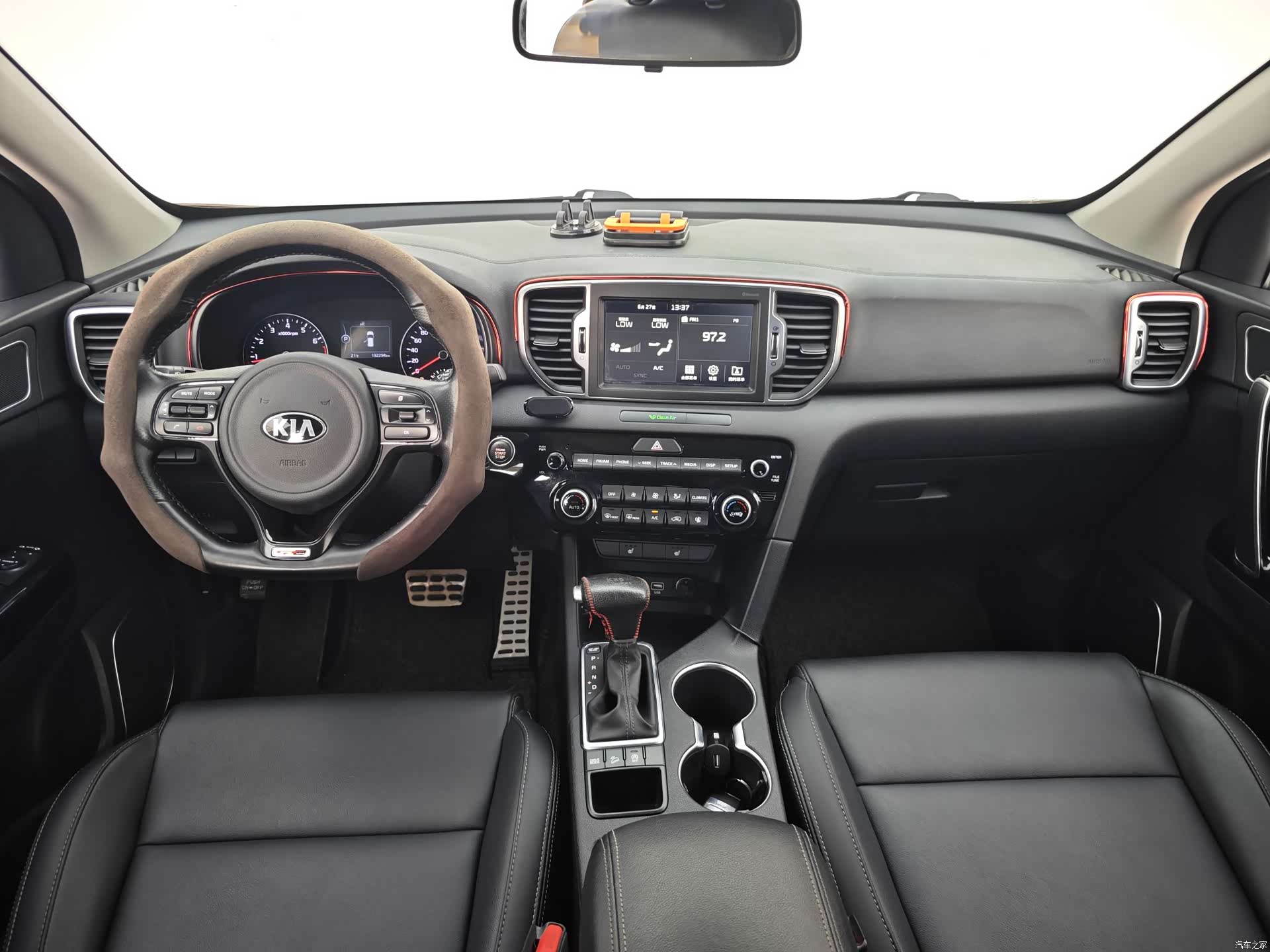 Kia KX5, 2016 9