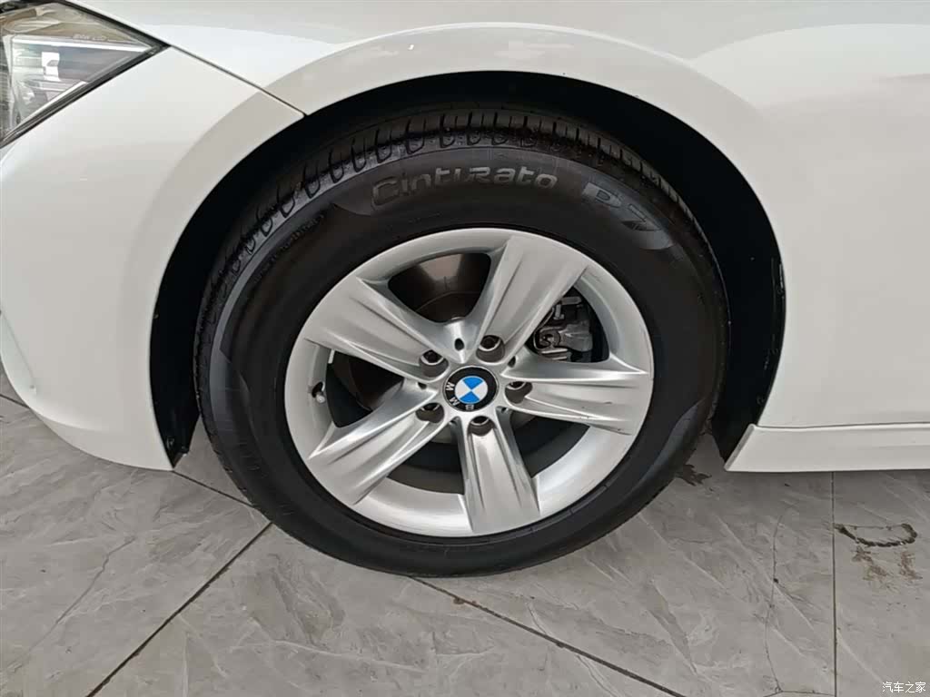 BMW 3 Series, 2016 23