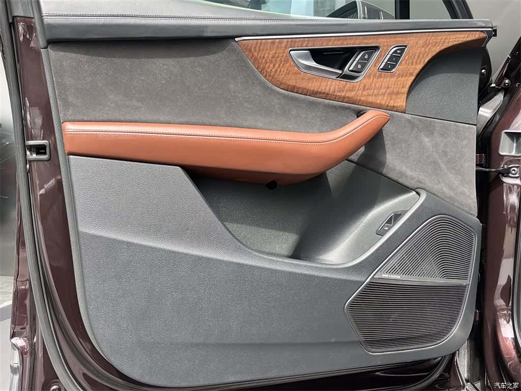 Audi Q7, 2023 17