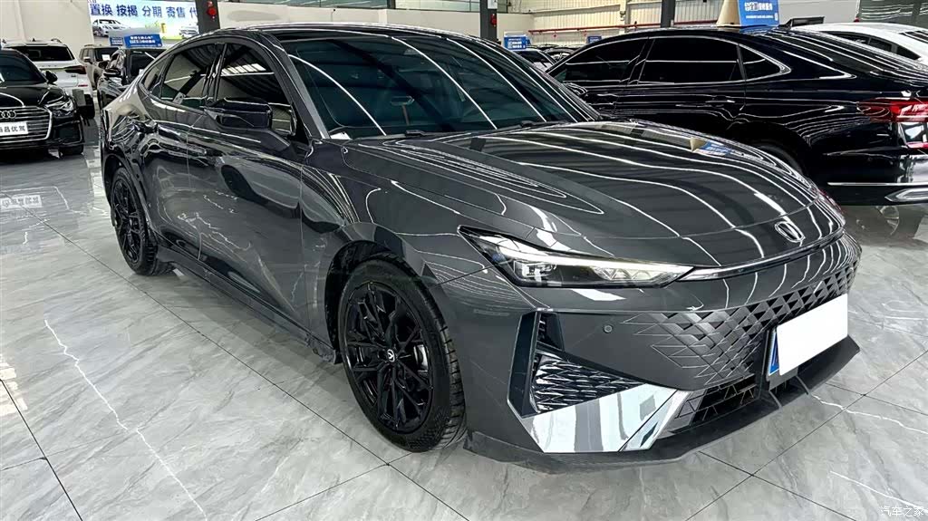 Changan UNI-V, 2024 3