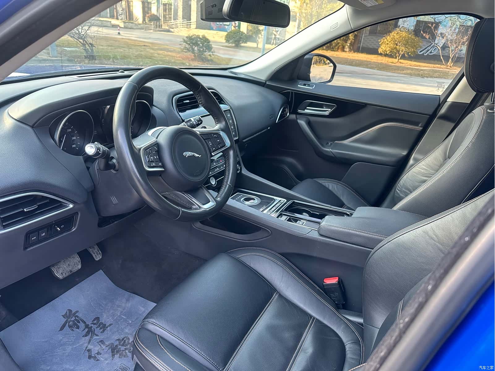 Jaguar F-PACE, 2018 12